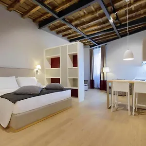 Monti Panisperna , Roma Italia
